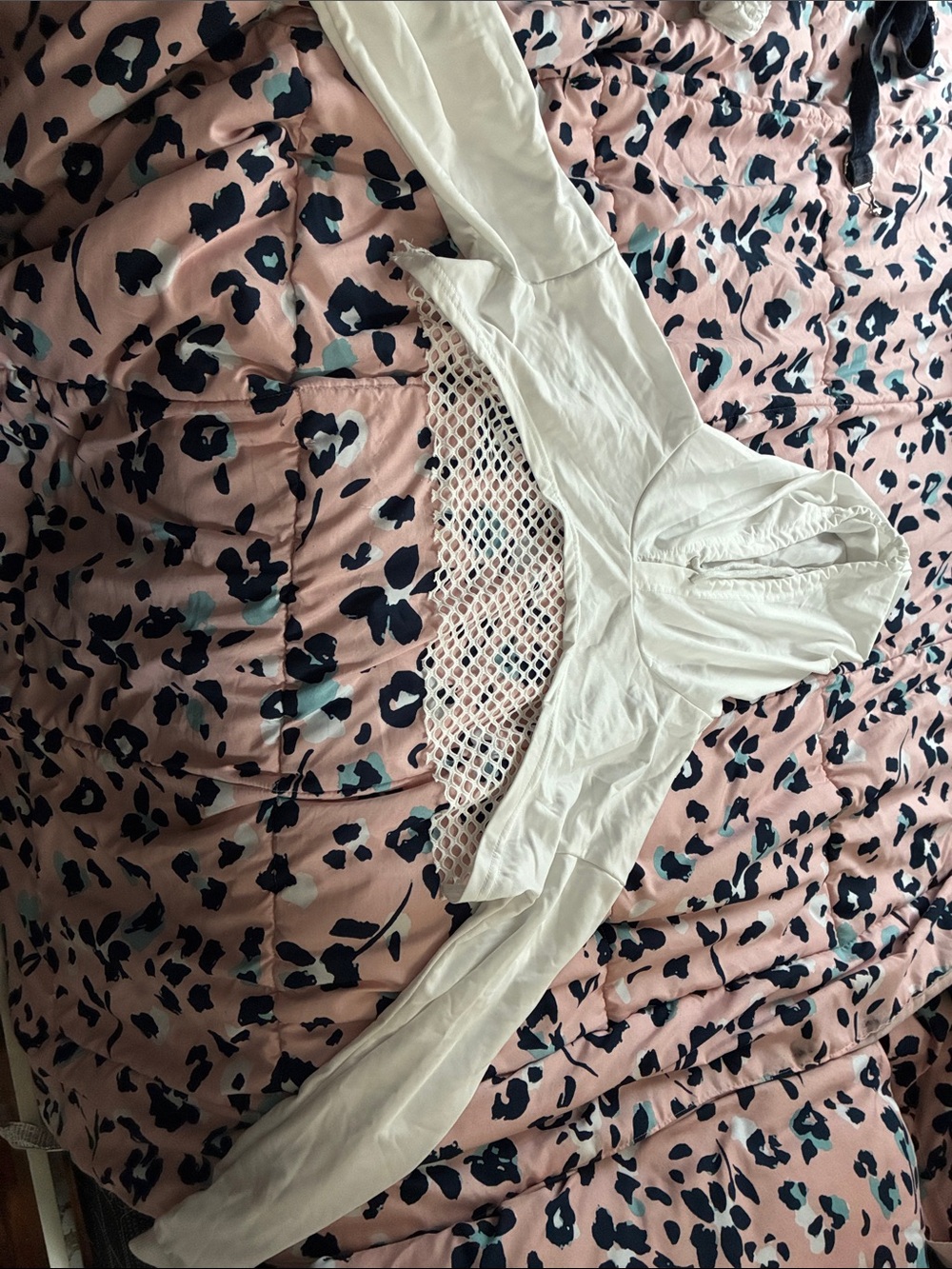 White cropped hoodie